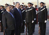 Bush makes farewell visit to Baghdad