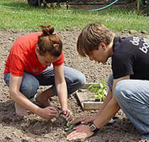 Students learn about sustainable agriculture