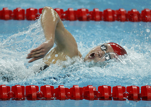 Chinese Zhang wins the silver in the men's 400m freestyle