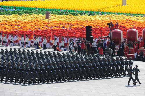 新中國(guó)歷次閱兵回顧