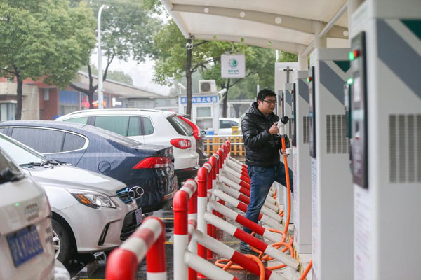 燃油車時代將終結(jié)？中國啟動制訂燃油車停售時間表