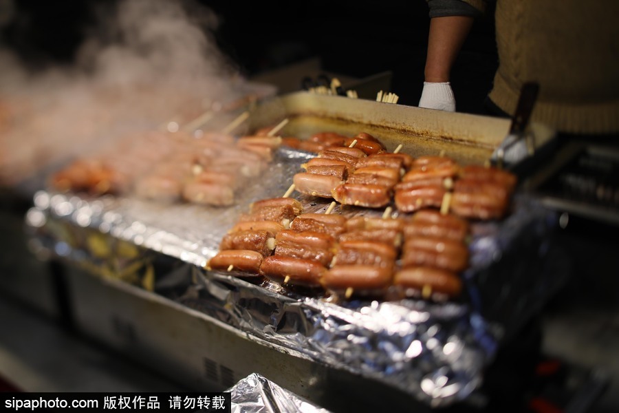 2018平昌冬奧會：探尋首爾明洞區(qū)街頭小吃 體驗舌尖上的韓國（組圖）