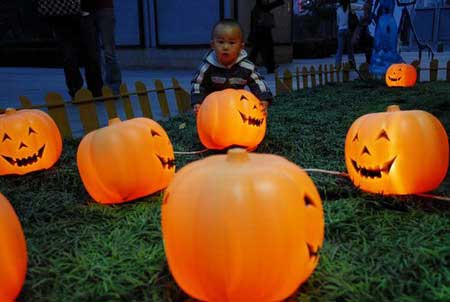 Jack O'Lanterns in Beijing