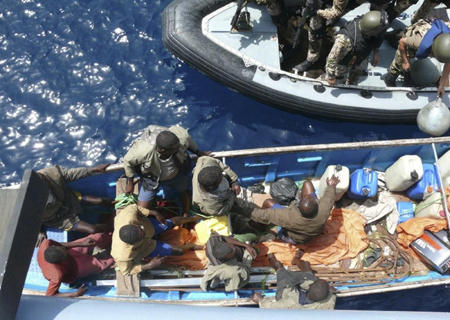 German navy arrests nine pirates off Somalia