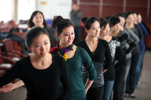 Expo hostesses trained for Shandong pavilion