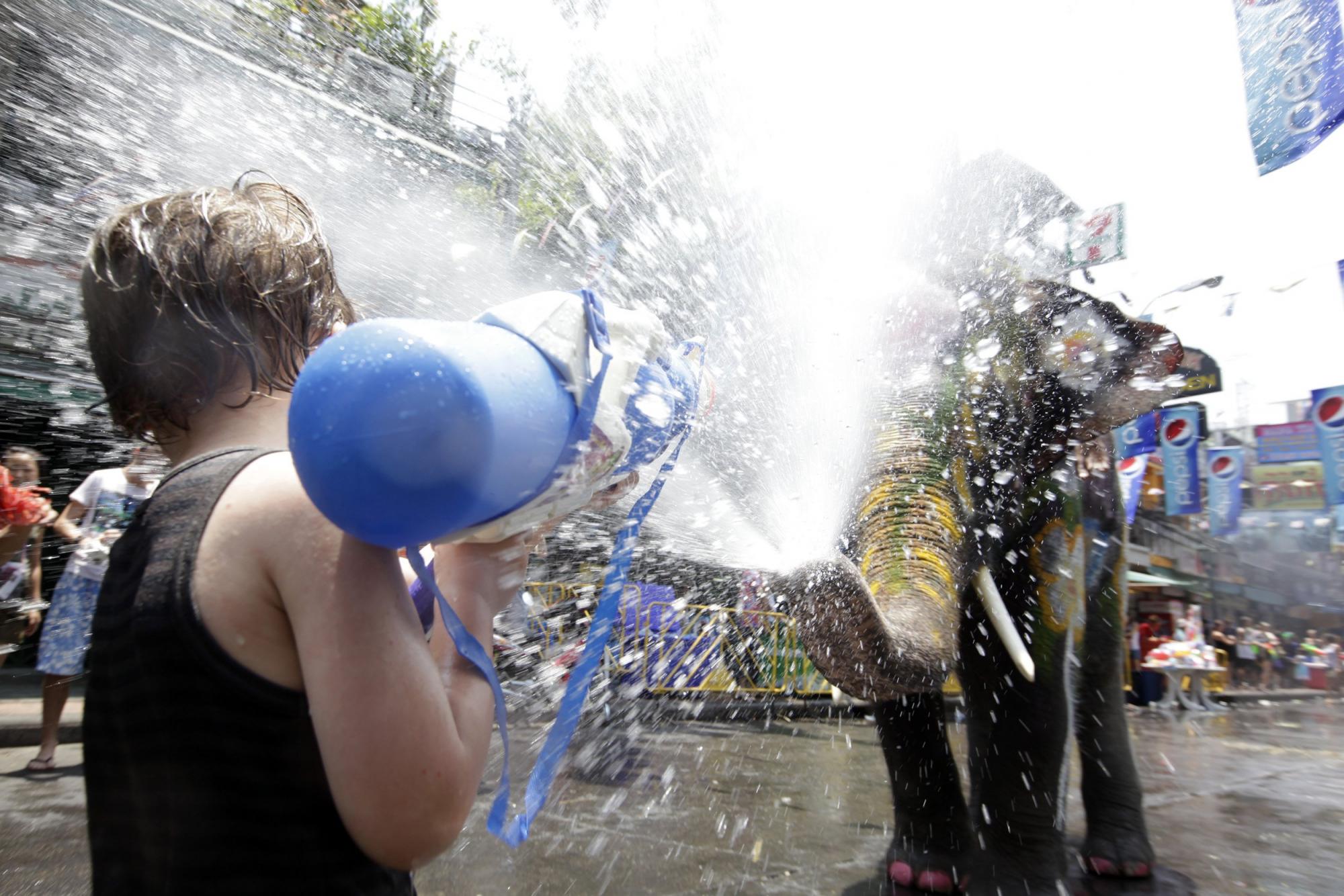 Thailand celebrates Songkran Festival