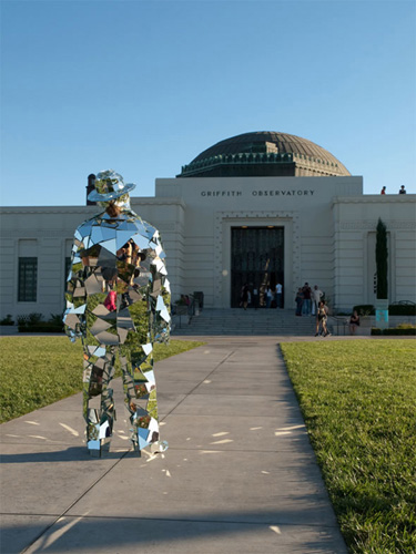 'Mirror Man' covered by glass fragments showy in LA