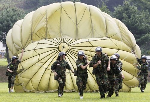 Students take part in military training in S Korea