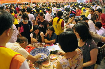 Moon cake tournament kicks off in Taiwan